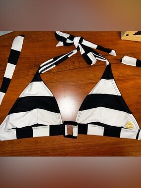 Billabong Striped Bikini - women’s med
